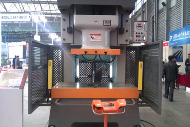 Punch&Press Punch&Press